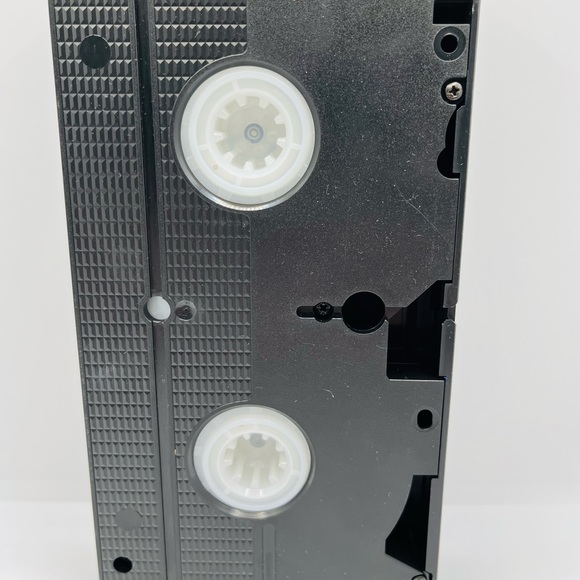 Willy The Sparrow VHS Fully Animated Feature Films For Families 1993 - Picture 5 of 7